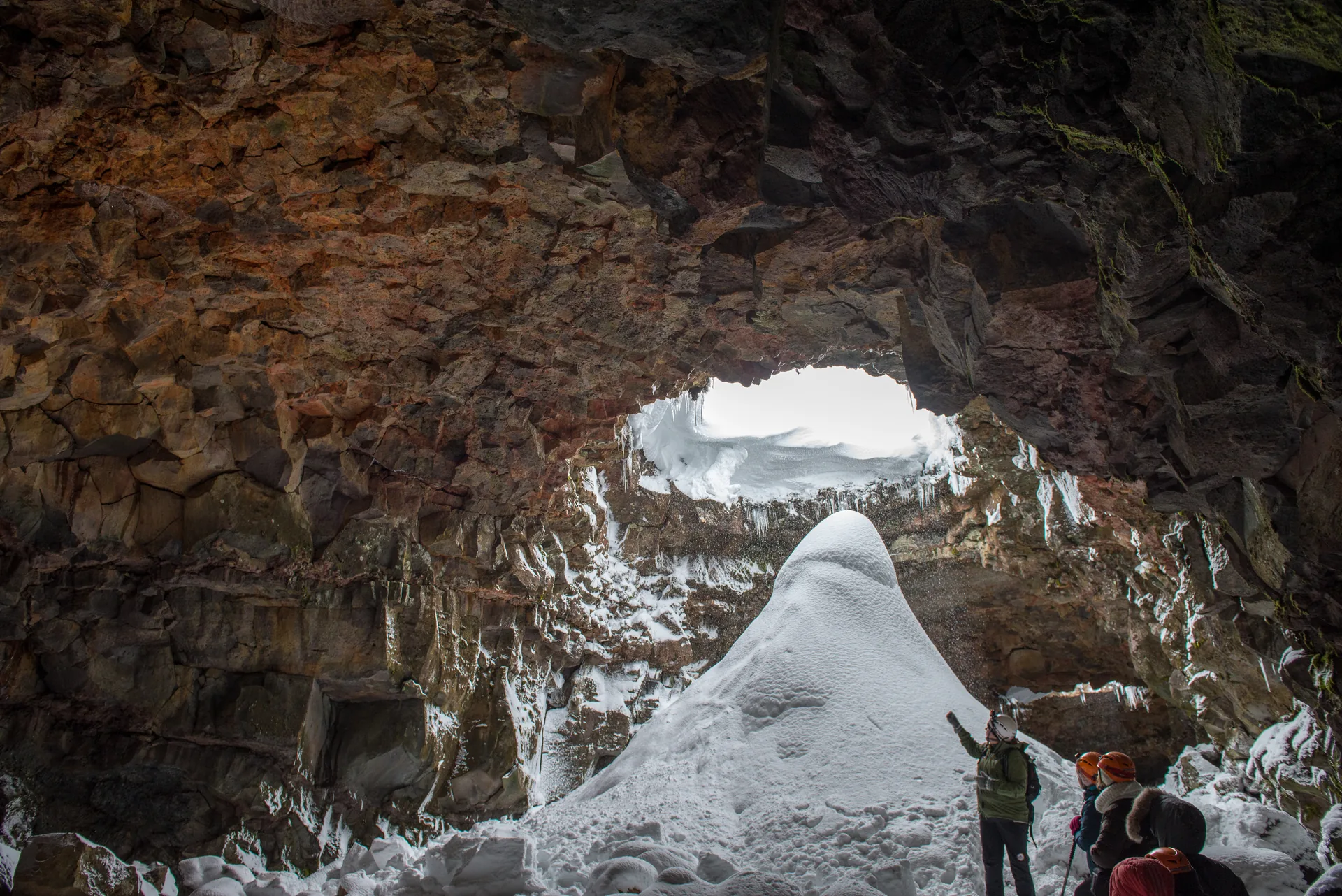 Raufarhólshellir (The Lava Tunnel) thumbnail